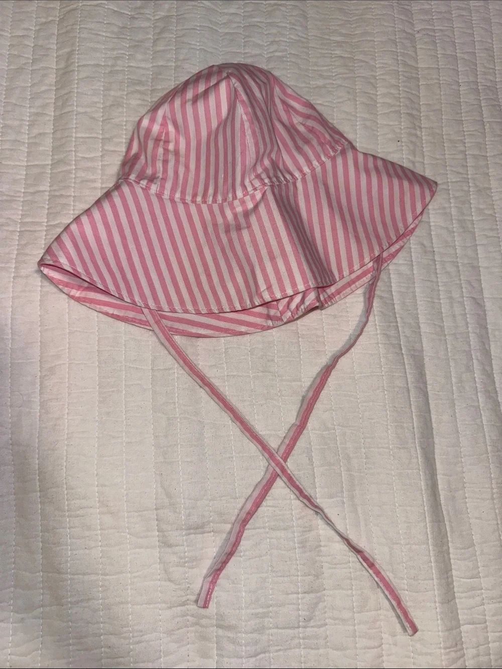 EUC TBBC Girls Pink Stripe Wide Rim Summer Beach Hat Size Large